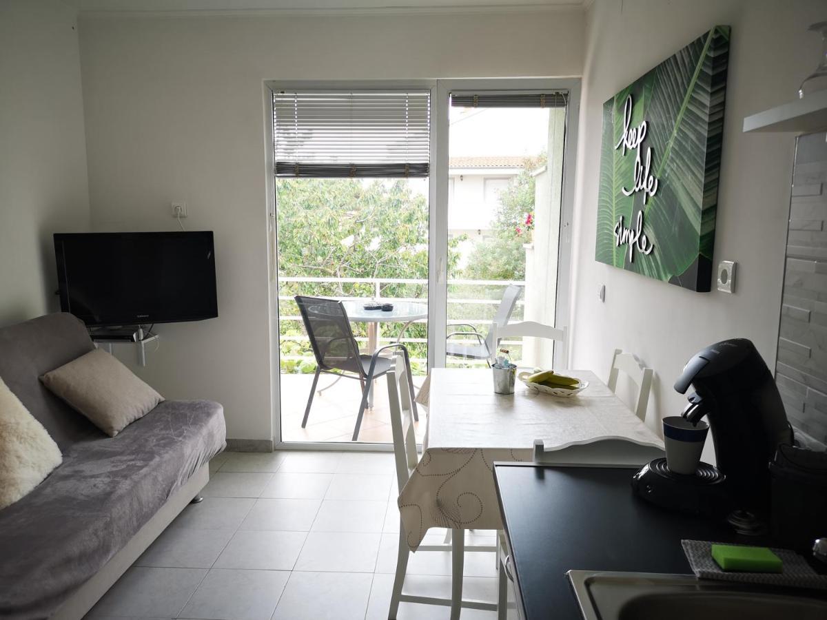 Chillout Apartments With Pool Patricia ฟาชานา ภายนอก รูปภาพ