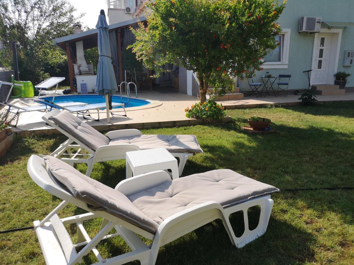 Chillout Apartments With Pool Patricia ฟาชานา ภายนอก รูปภาพ